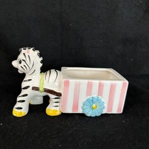 Grant Crest, vintage ceramic planter, Zebra with cart.